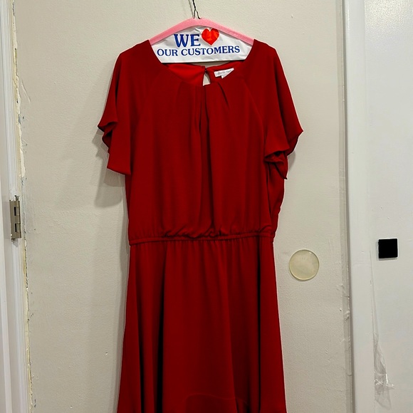 London Times Dresses & Skirts - EUC Lovely red dress. Wore once & professionally dry cleaned.